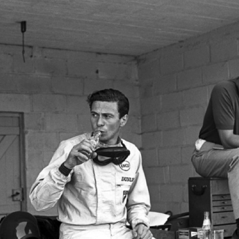 Jim et Colin Chapman à Spa 1964 après lune nouvelle victoire Jim et Colin Chapman à Spa 1964 après lune nouvelle victoire